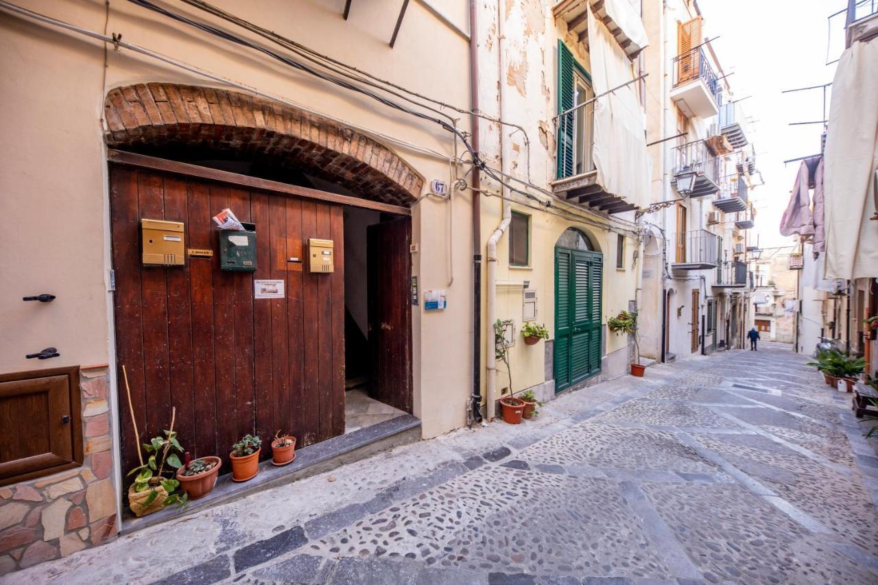 La Stalla Cefalu Luaran gambar