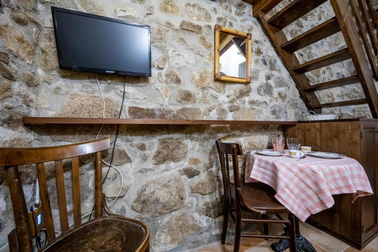 La Stalla Cefalu Luaran gambar